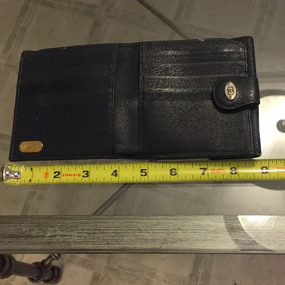 Gucci extra pics - Picture 4 of 8